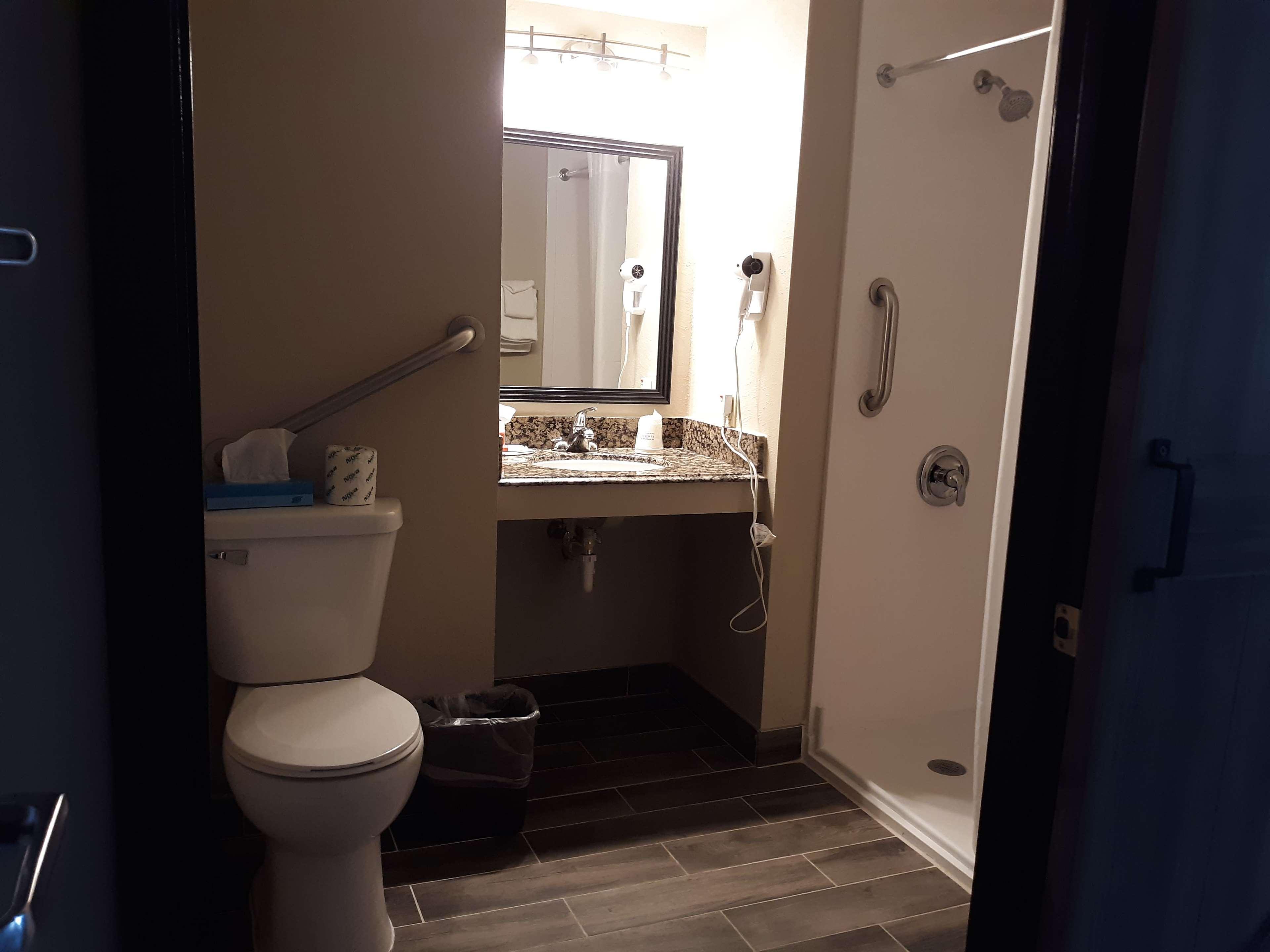 Baymont By Wyndham Rochester Mayo Clinic Area Eksteriør billede